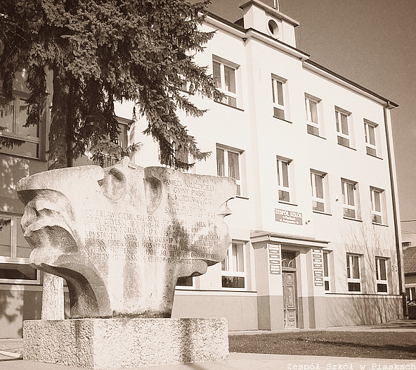 zdjęcie budynku szkoły